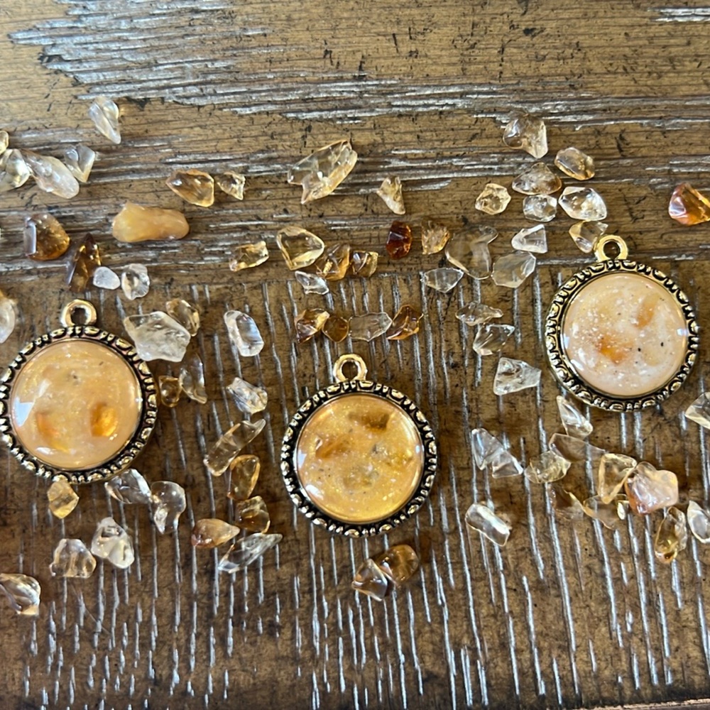 Memorial Keepsake Cremation Jewelry.  Unique, One of a Kind, Made to Order!